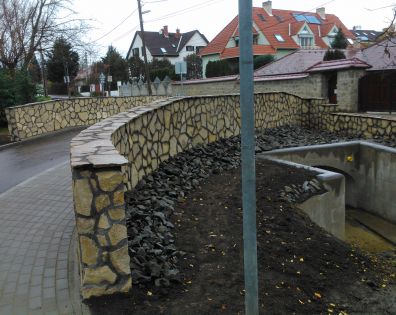 Aszfalt burkolatú útépítések