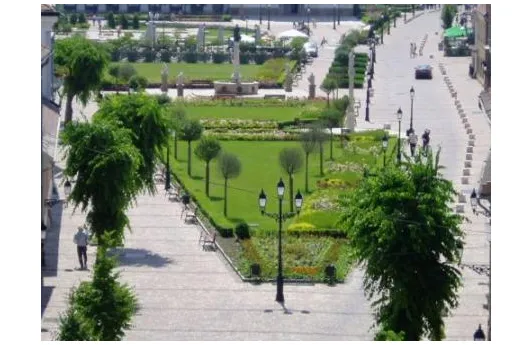 Vác, Március 15. tér