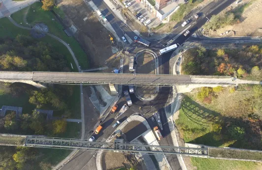 Kivitelezés felülnézetből